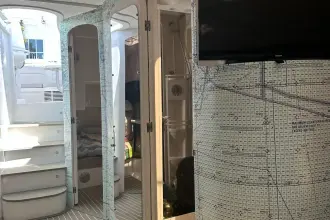 Thumbnail von Intrepid 475 Sport Yacht