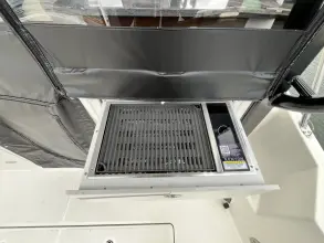 Thumbnail von Boston Whaler 365 Conquest