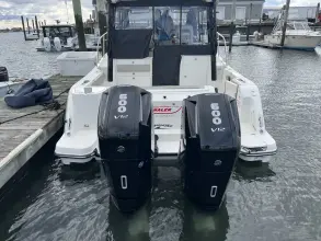 Thumbnail von Boston Whaler 365 Conquest