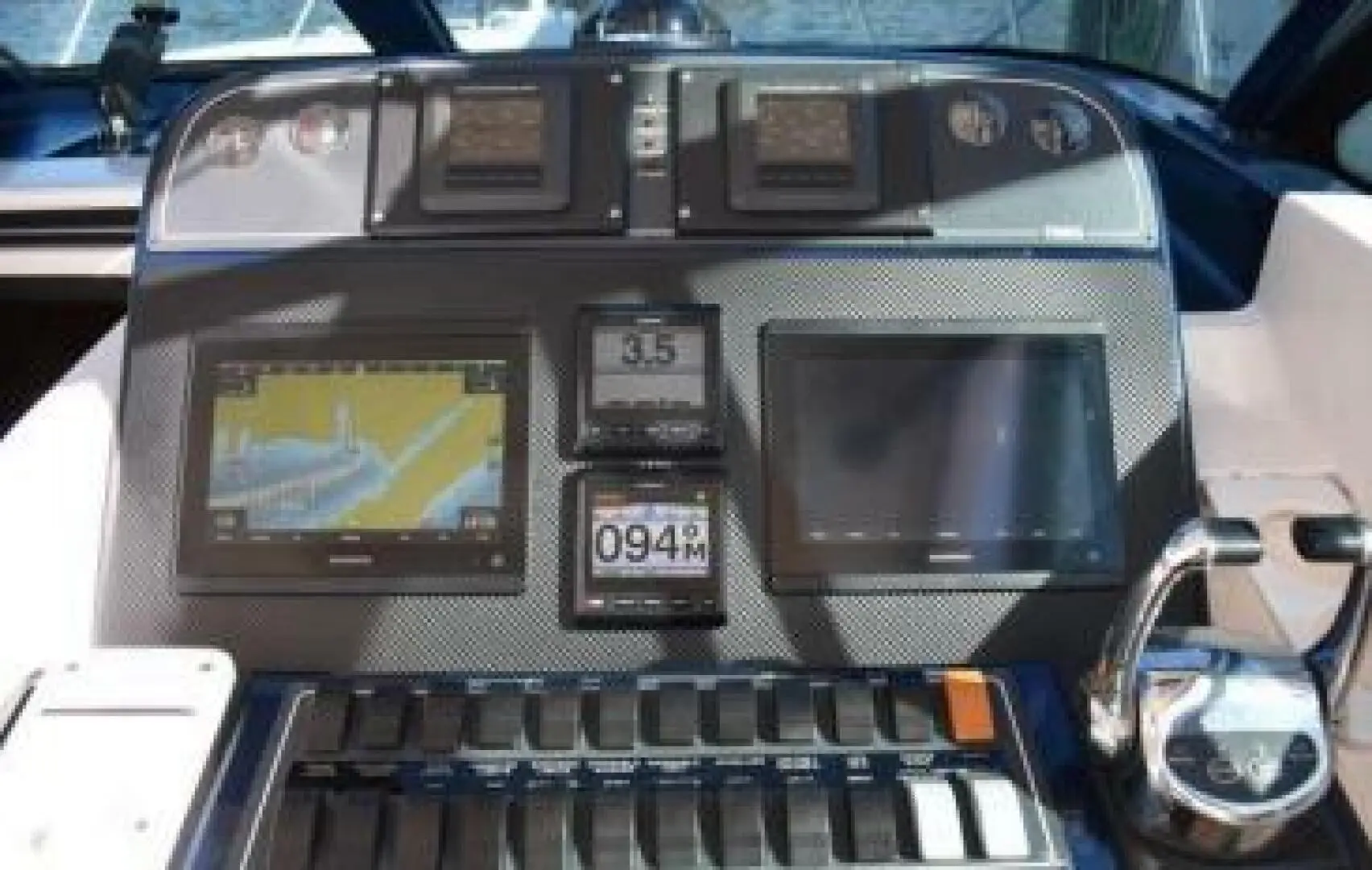 Thumbnail von Tiara Yachts 3200 Open