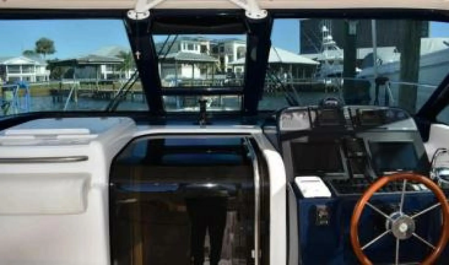 Thumbnail von Tiara Yachts 3200 Open