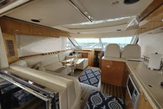 Thumbnail von Riviera 4400 Sport Yacht