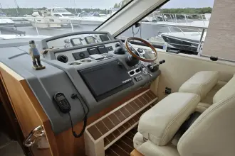Thumbnail von Riviera 4400 Sport Yacht