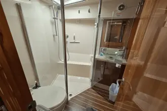 Thumbnail von Riviera 4400 Sport Yacht