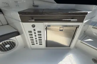 Thumbnail von Sea Ray SLX 350 Außenborder