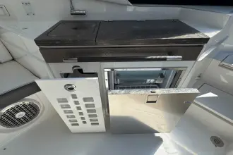 Thumbnail von Sea Ray SLX 350 Außenborder