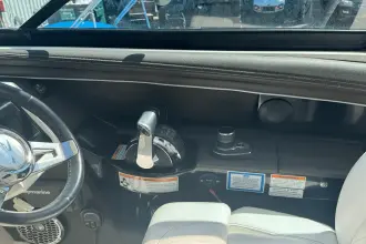 Thumbnail von Sea Ray SLX 350 Außenborder