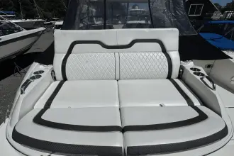 Thumbnail von Sea Ray SLX 350 Außenborder