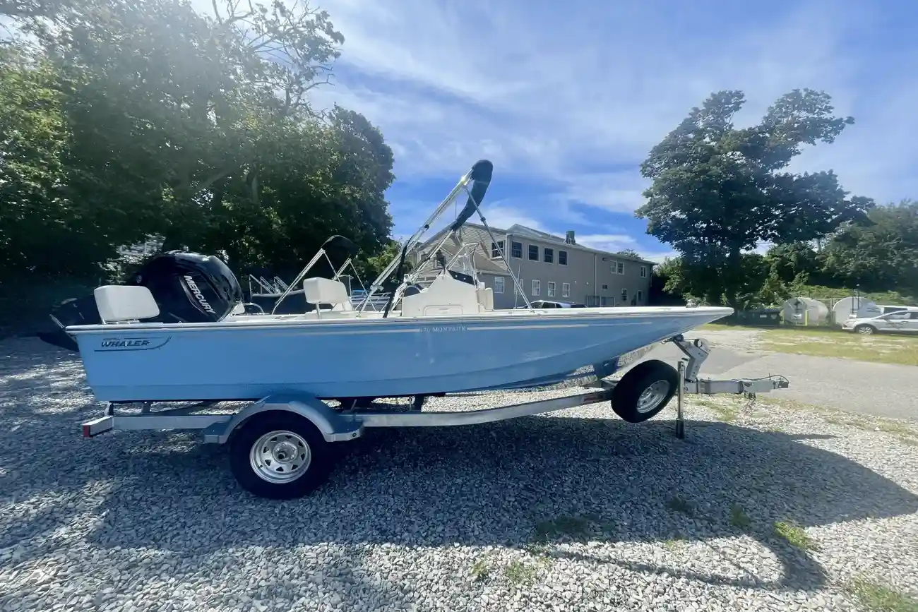 Boston Whaler 170 Montauk