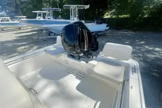 Thumbnail von Boston Whaler 170 Montauk
