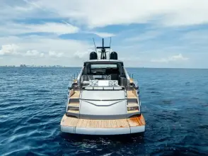 Thumbnail von Pershing 6X Ferretti Pershing Trade