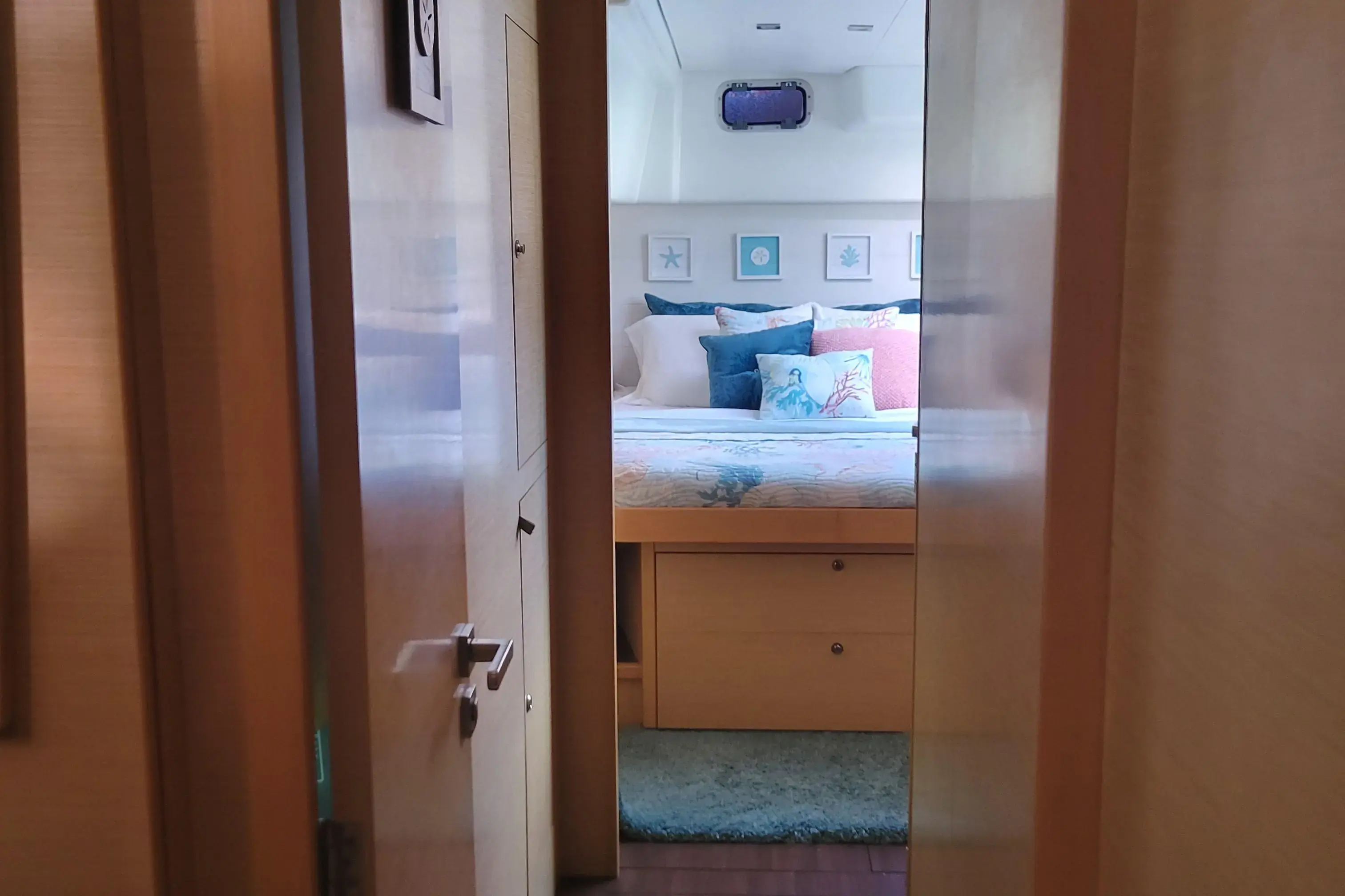 Thumbnail von Lagoon 450 Bear, DE