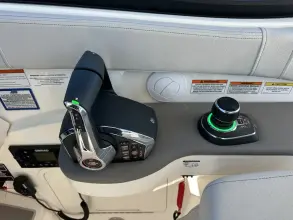 Thumbnail von Sea Ray 320 Sundancer Dıştan Takma Motor