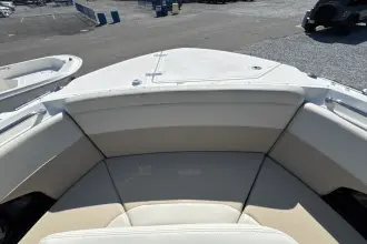 Thumbnail von Boston Whaler 240 Vantage