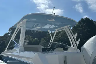 Thumbnail von Boston Whaler 240 Vantage
