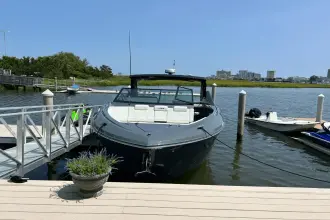 Thumbnail von Cruisers Yachts 38 GLS OB