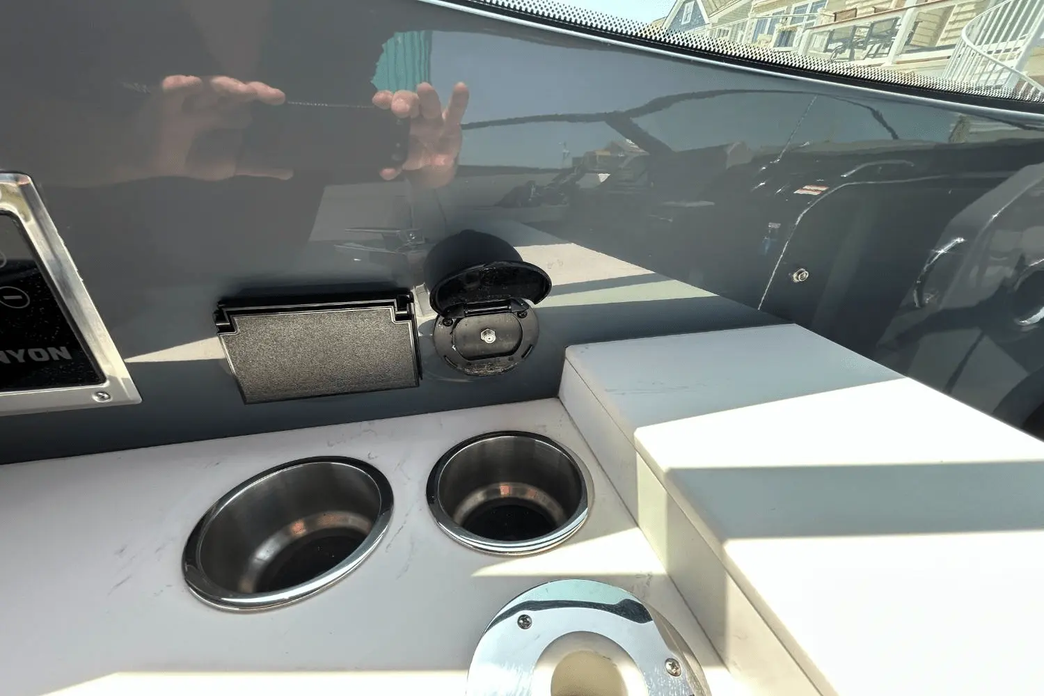 Thumbnail von Cruisers Yachts 38 GLS OB