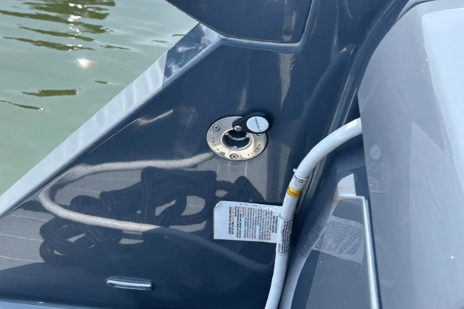 Thumbnail von Cruisers Yachts 38 GLS OB