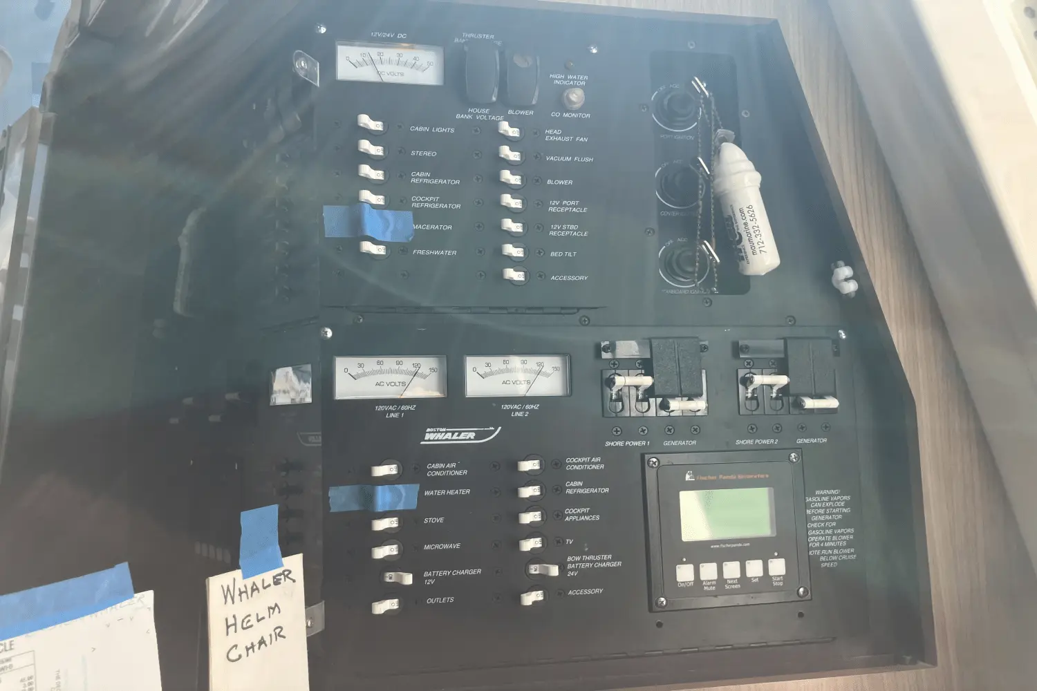 Thumbnail von Boston Whaler 345 Conquest