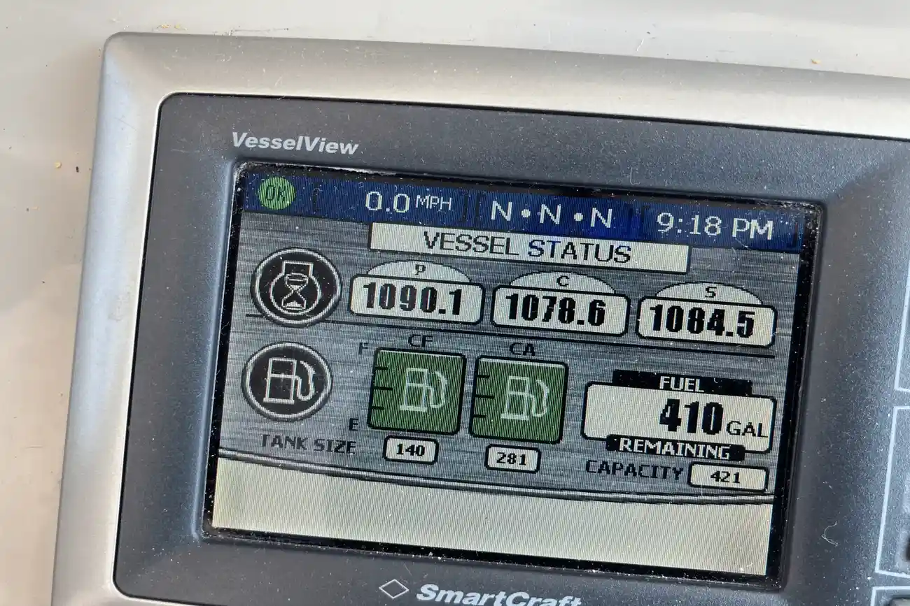 Thumbnail von Boston Whaler 345 Conquest