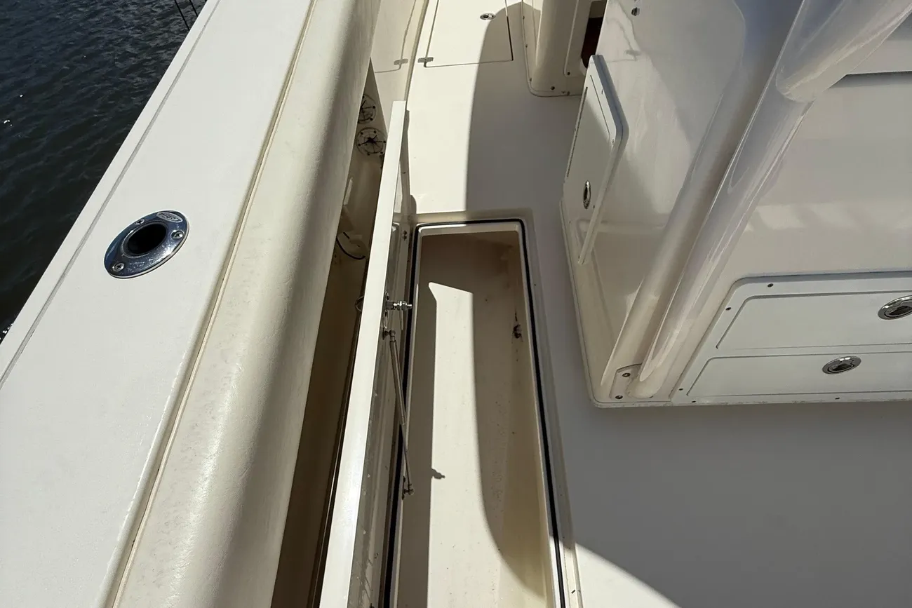 Thumbnail von Cobia 296 Center Console
