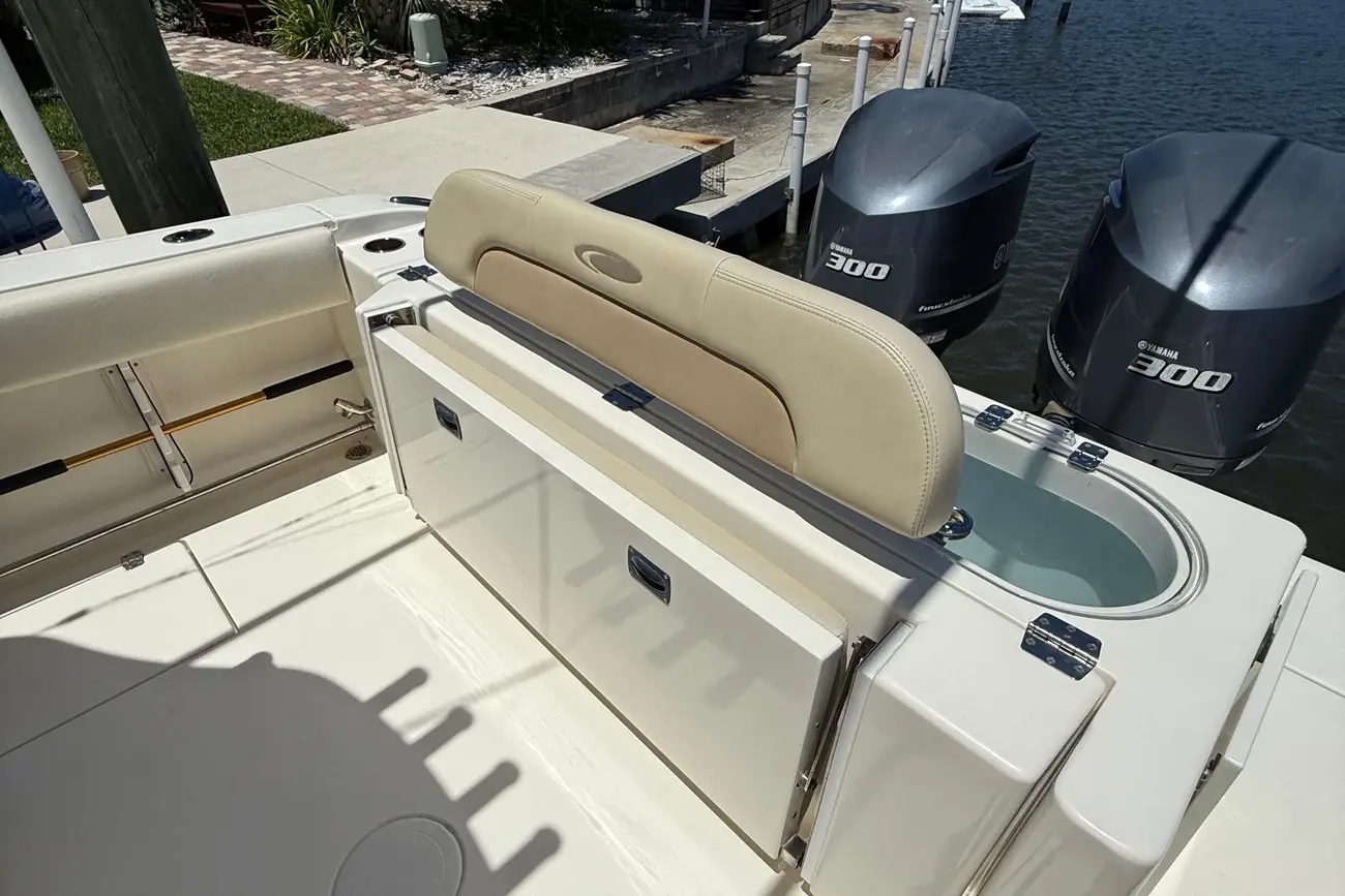 Thumbnail von Cobia 296 Center Console