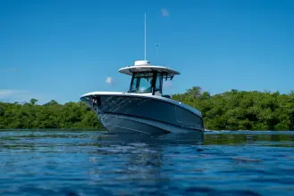 Thumbnail von Boston Whaler 280 Outrage