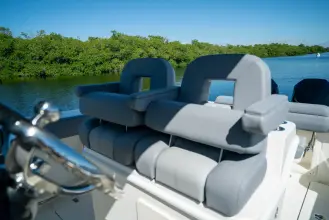 Thumbnail von Boston Whaler 280 Outrage