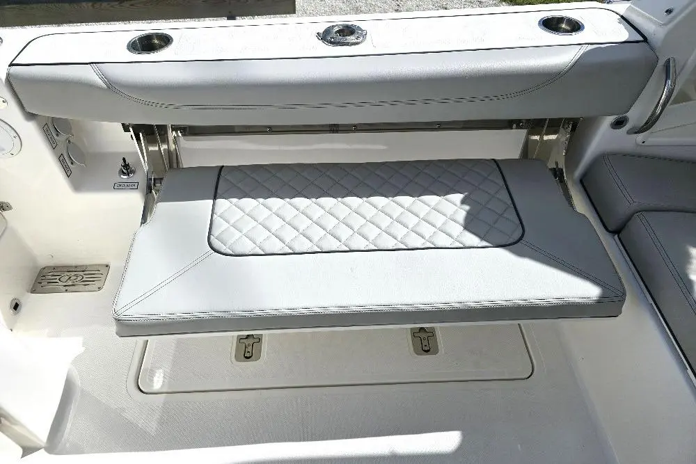 Thumbnail von Pursuit DC 326