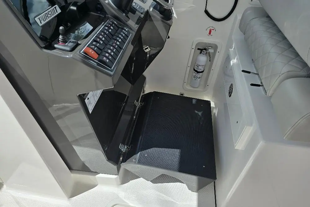 Thumbnail von Pursuit DC 326