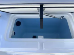 Thumbnail von Boston Whaler 230 Outrage