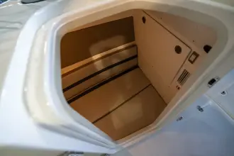 Thumbnail von Boston Whaler 330 Vantage