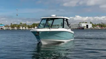 Thumbnail von Boston Whaler 330 Vantage
