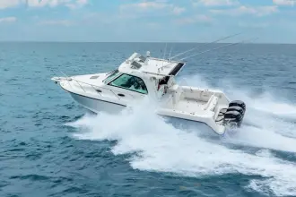 Thumbnail von Boston Whaler 345 Conquest REEL BLESSING