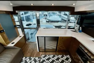 Thumbnail von Cruisers Yachts 45 Cantius