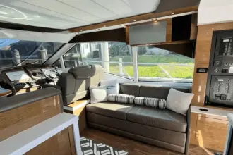 Thumbnail von Cruisers Yachts 45 Cantius