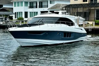 Thumbnail von Cruisers Yachts 45 Cantius