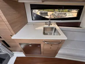 Thumbnail von Boston Whaler 365 Conquest