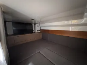 Thumbnail von Boston Whaler 365 Conquest