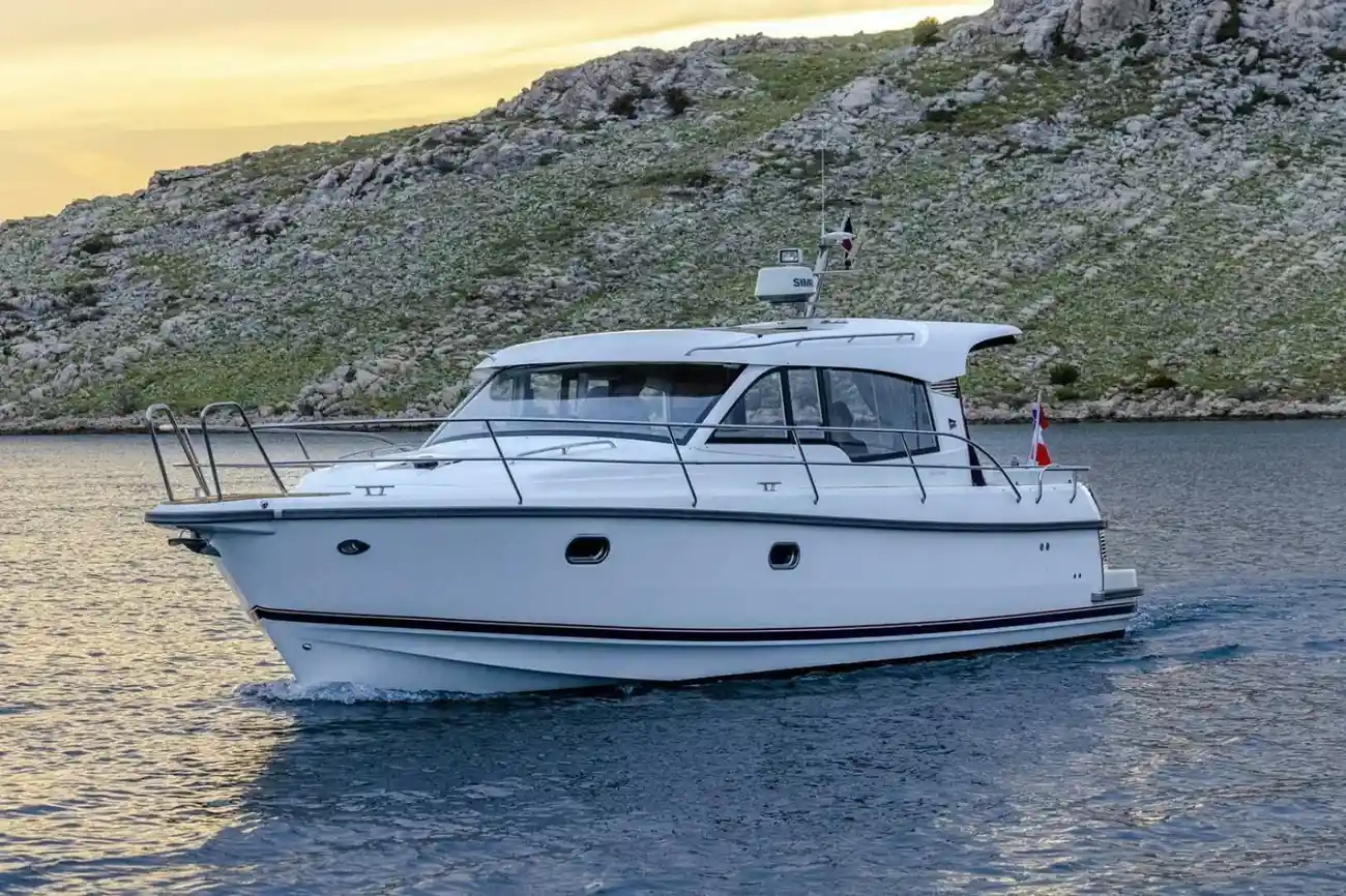 Thumbnail von Nimbus 365 Coupe