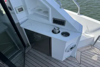 Thumbnail von Cruisers Yachts 50 Cantius