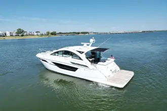 Thumbnail von Cruisers Yachts 50 Cantius