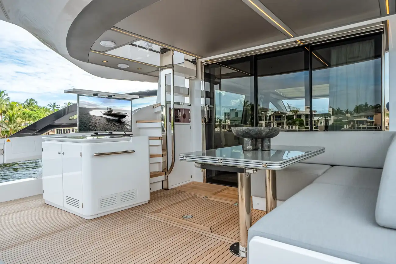 Thumbnail von Azimut S8