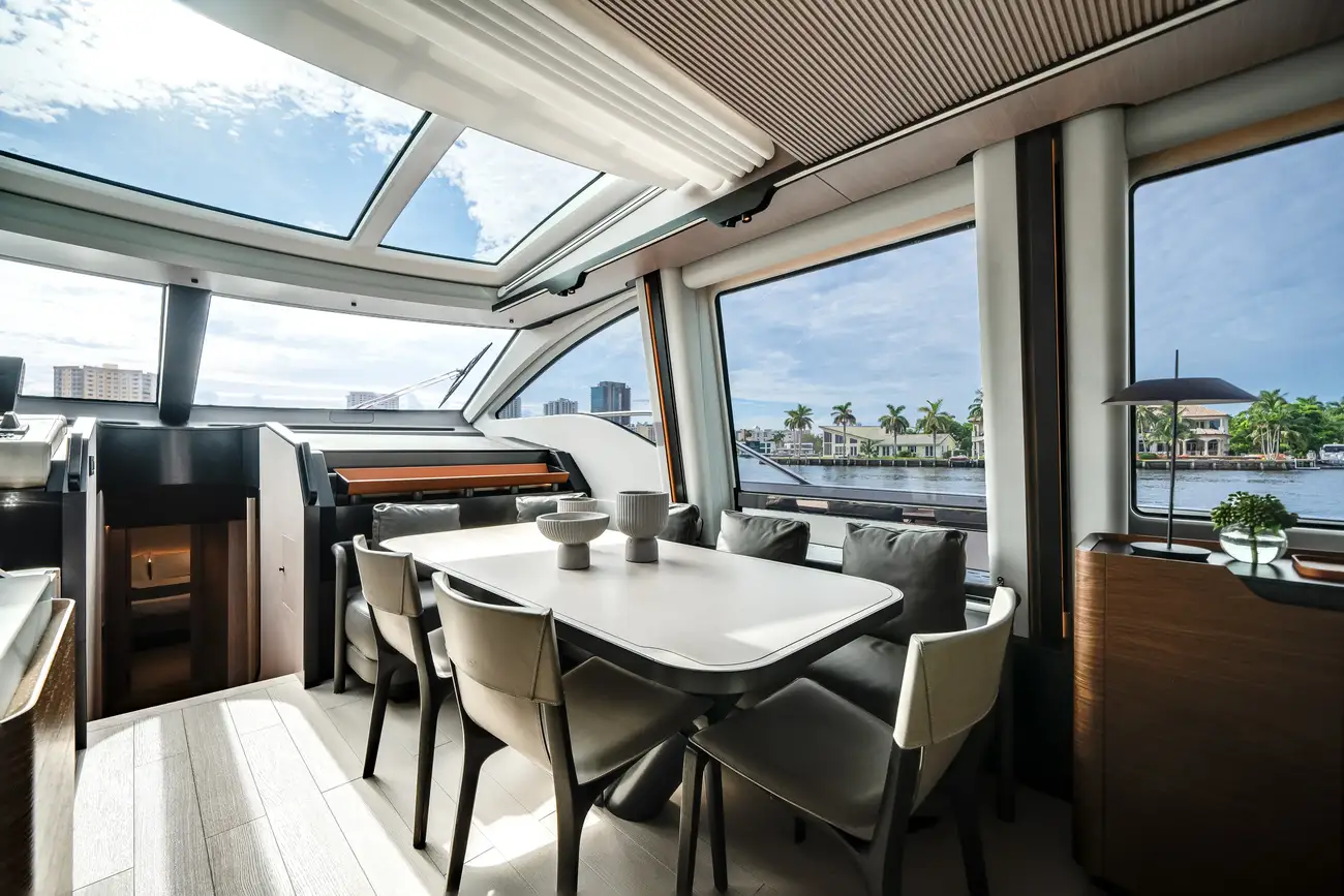 Thumbnail von Azimut S8