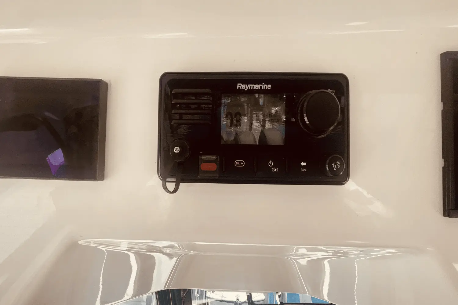 Thumbnail von Boston Whaler 350 Realm