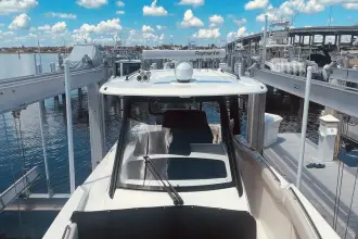 Thumbnail von Boston Whaler 350 Realm