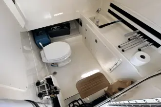 Thumbnail von Boston Whaler 330 Outrage