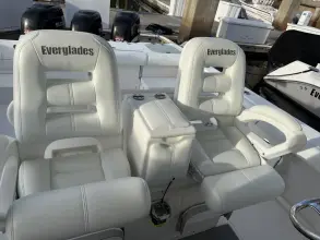 Thumbnail von Everglades 350 LX