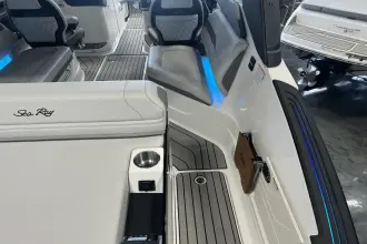 Thumbnail von Sea Ray SLX 260