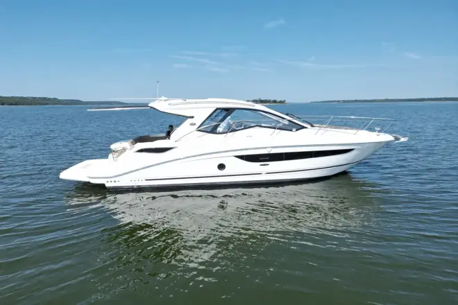 Sea Ray 350 Sundancer Coupe